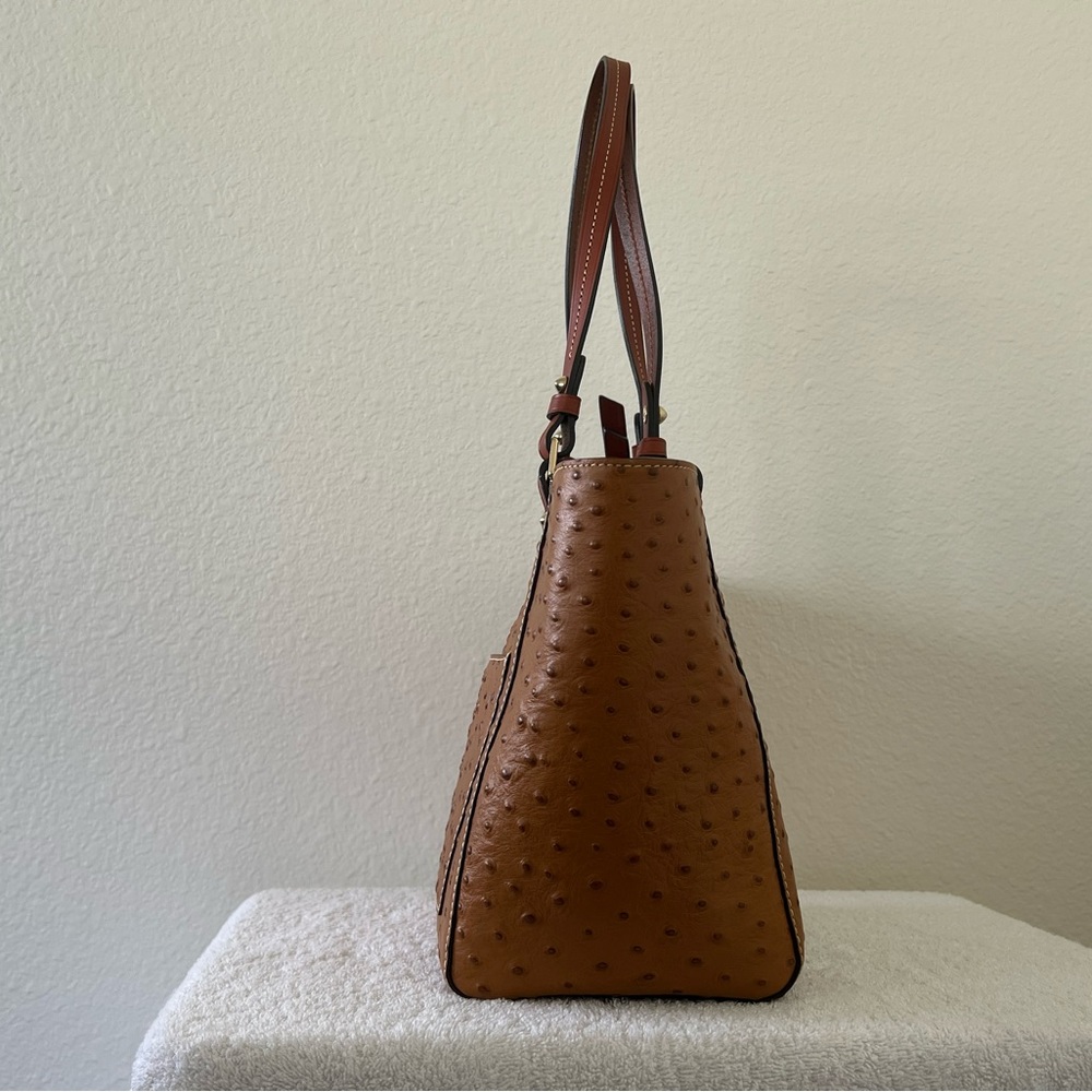 Dooney & Bourke Large Tan shoulder bag - Picture 2 of 4